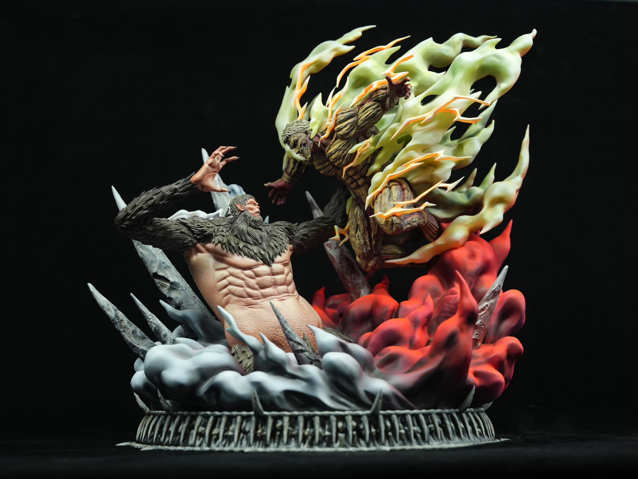 Armored Titan VS Beast Titan - Attack On Titan - Chikara Studio - Image 3