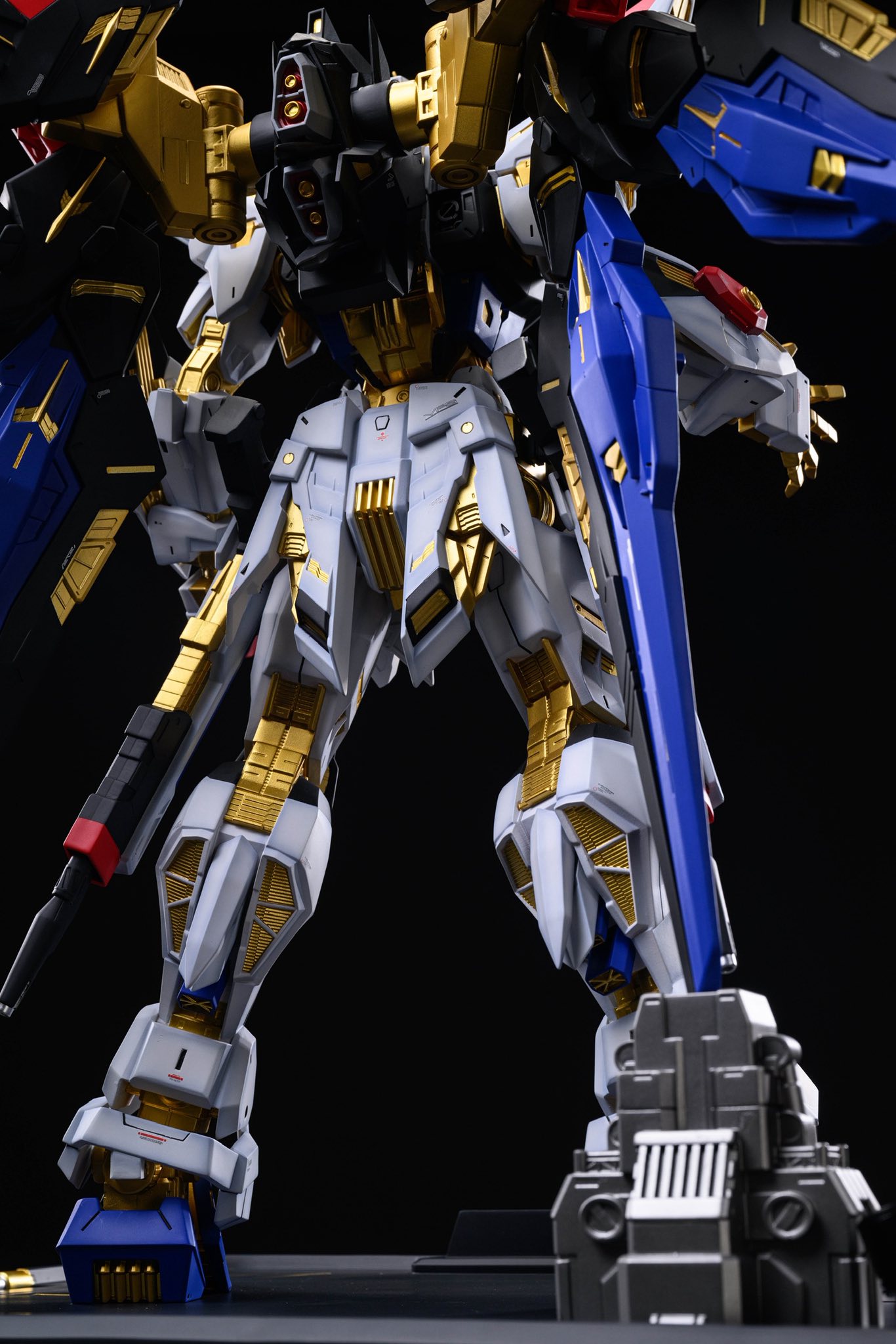 Blue Warrior - Gundam - MECHA ERA Studio - Image 5